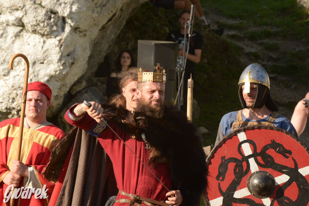 Najazd Barbarzyńców na zamek Ogrodzieniec