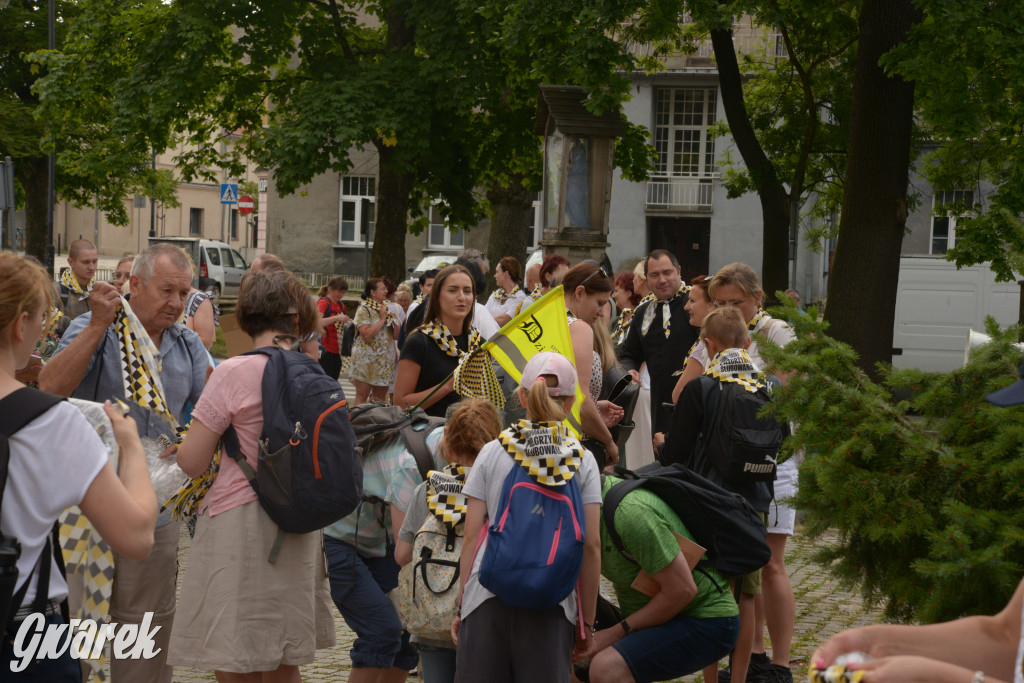 Tarnogórska pielgrzymka ślubowana do Piekar 2025