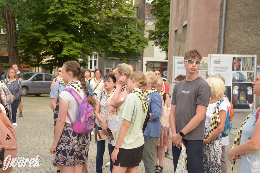 Tarnogórska pielgrzymka ślubowana do Piekar 2025