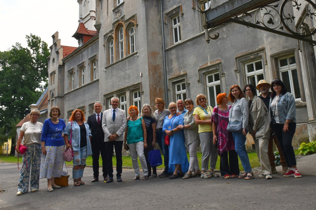 Powiat tarnogórski. Międzynarodowy plener rozpoczęty