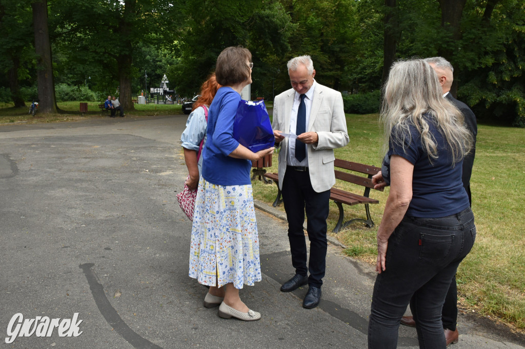 Powiat tarnogórski. Międzynarodowy plener rozpoczęty