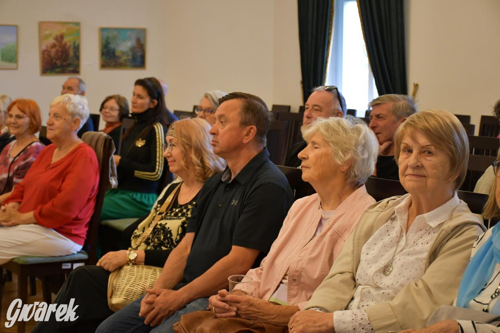 Plener malarski. Wernisaż w pałacu w Nakle Śląskim