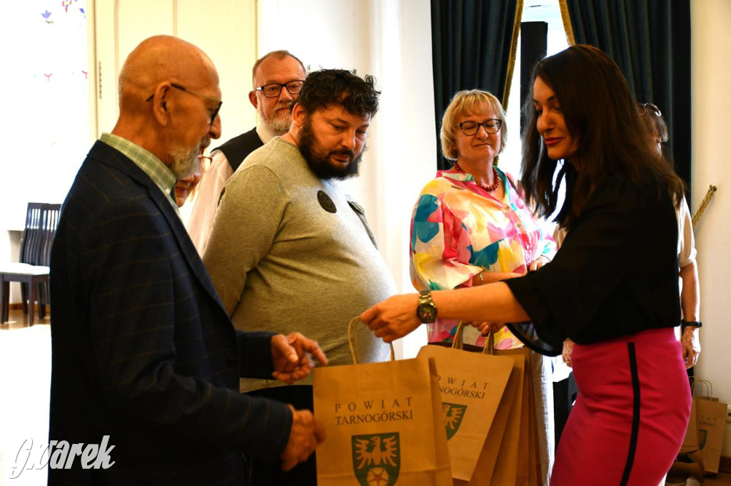 Plener malarski. Wernisaż w pałacu w Nakle Śląskim