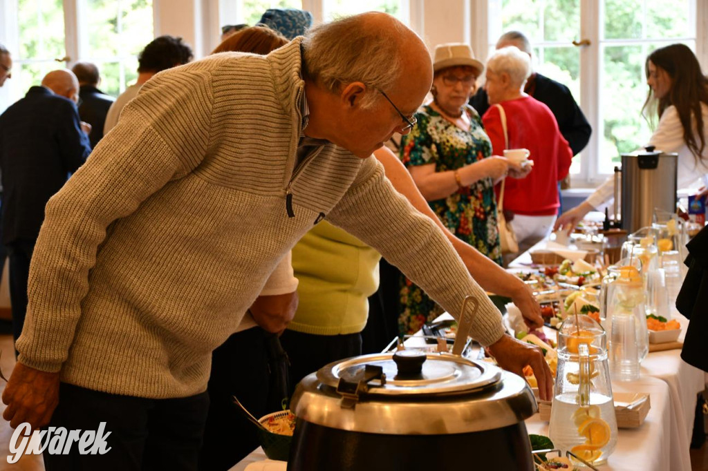 Plener malarski. Wernisaż w pałacu w Nakle Śląskim