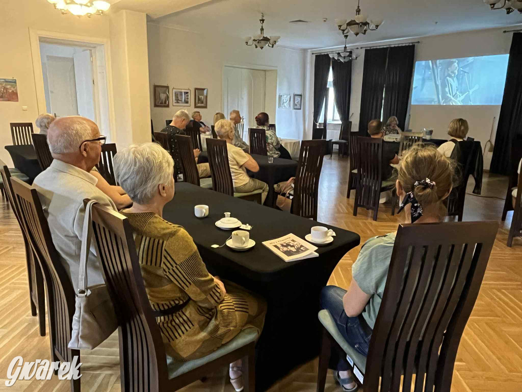 Renata Głuszek: zbierajcie rodzinne opowieści!