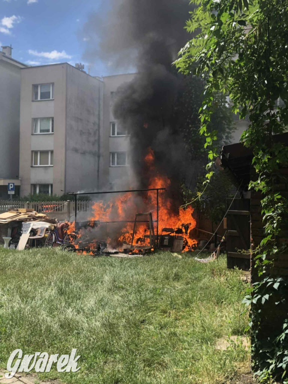 Tarnowskie Góry. Pożar w centrum miasta