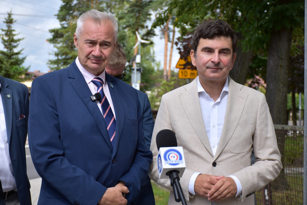 Powiat tarnogórski. Wojewoda na otwarciu drogi