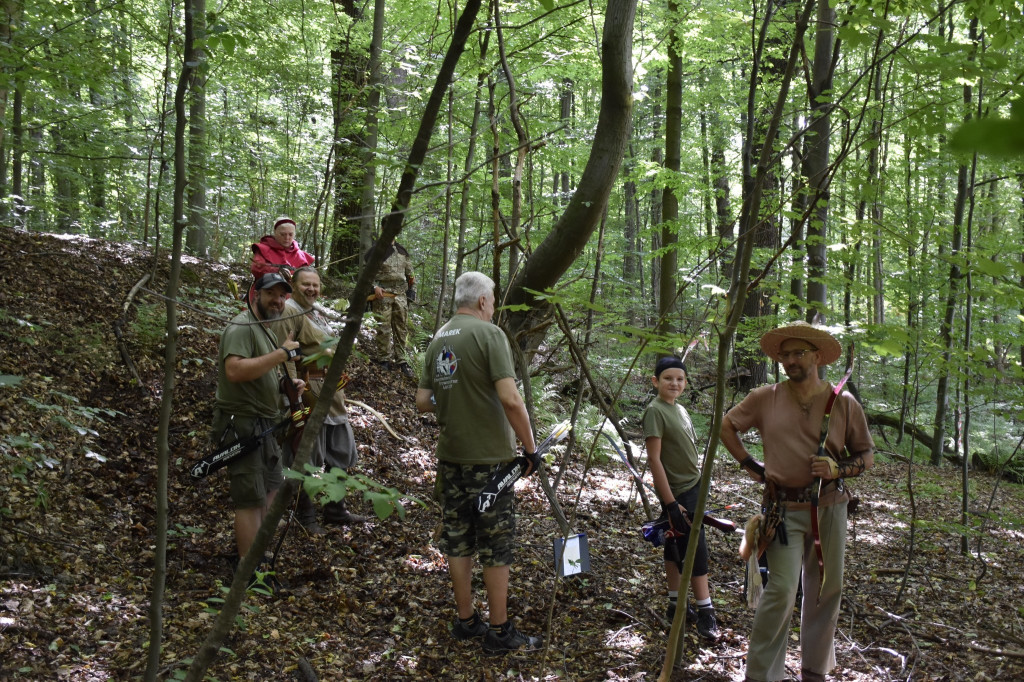Tarnowskie Góry. Łucznicy w parku Repeckim [FOTO]