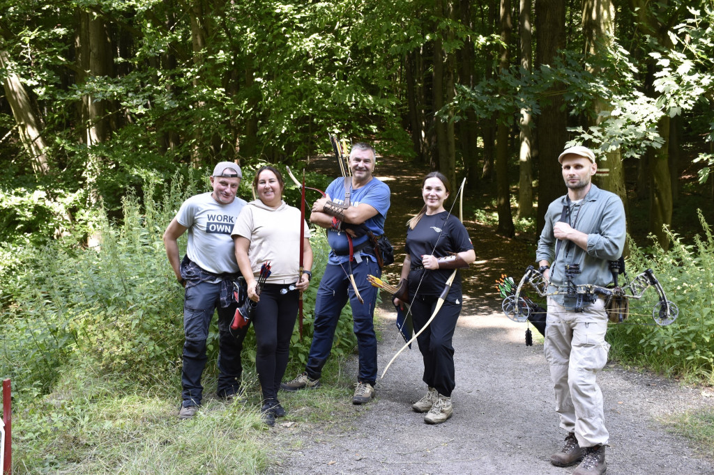 Tarnowskie Góry. Łucznicy w parku Repeckim [FOTO]