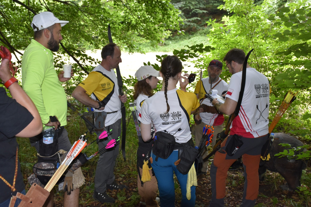 Tarnowskie Góry. Łucznicy w parku Repeckim [FOTO]