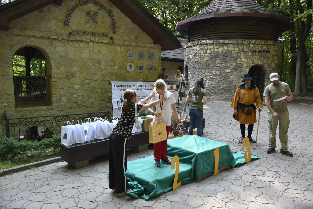 Tarnowskie Góry. Łucznicy w parku Repeckim [FOTO]