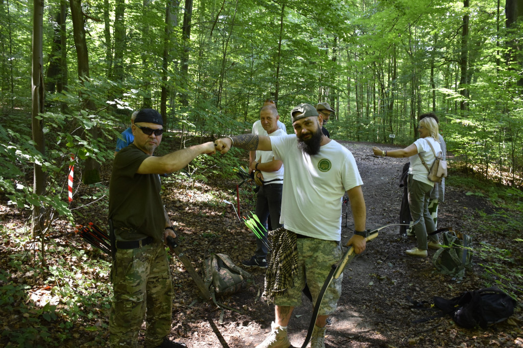 Tarnowskie Góry. Łucznicy w parku Repeckim [FOTO]