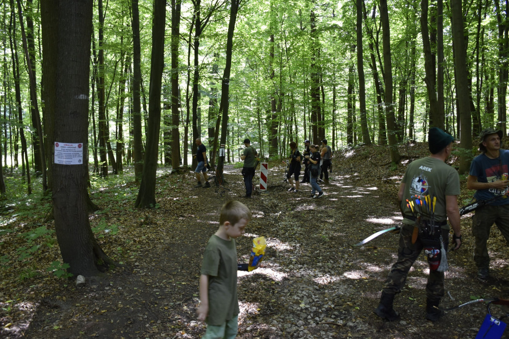 Tarnowskie Góry. Łucznicy w parku Repeckim [FOTO]