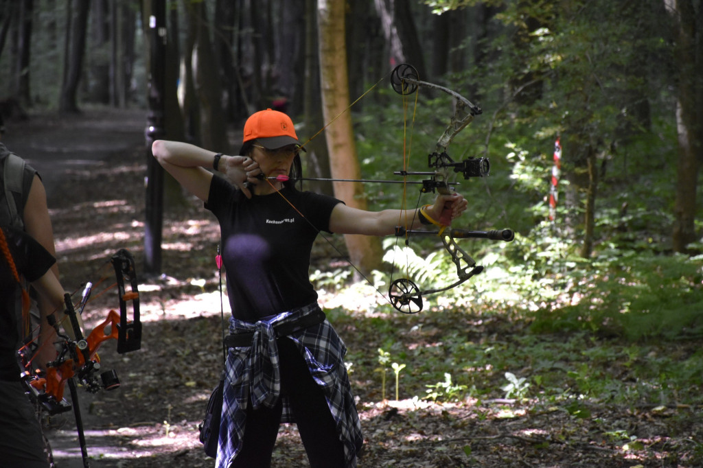 Tarnowskie Góry. Łucznicy w parku Repeckim [FOTO]