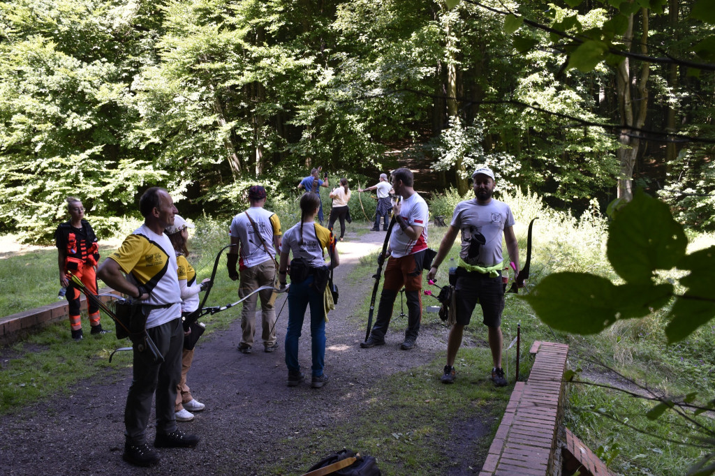 Tarnowskie Góry. Łucznicy w parku Repeckim [FOTO]