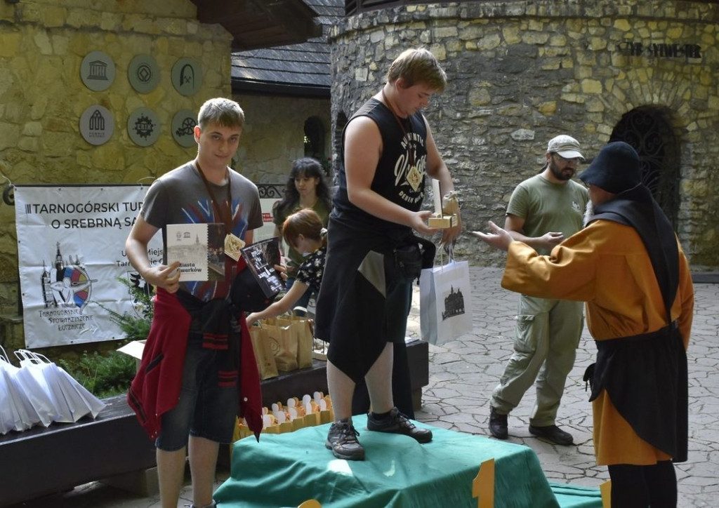 Tarnowskie Góry. Łucznicy w parku Repeckim [FOTO]