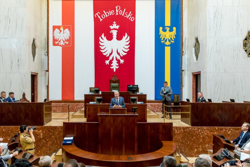 Powiat tarnogórski. Pieniądze na wozy dla druhów