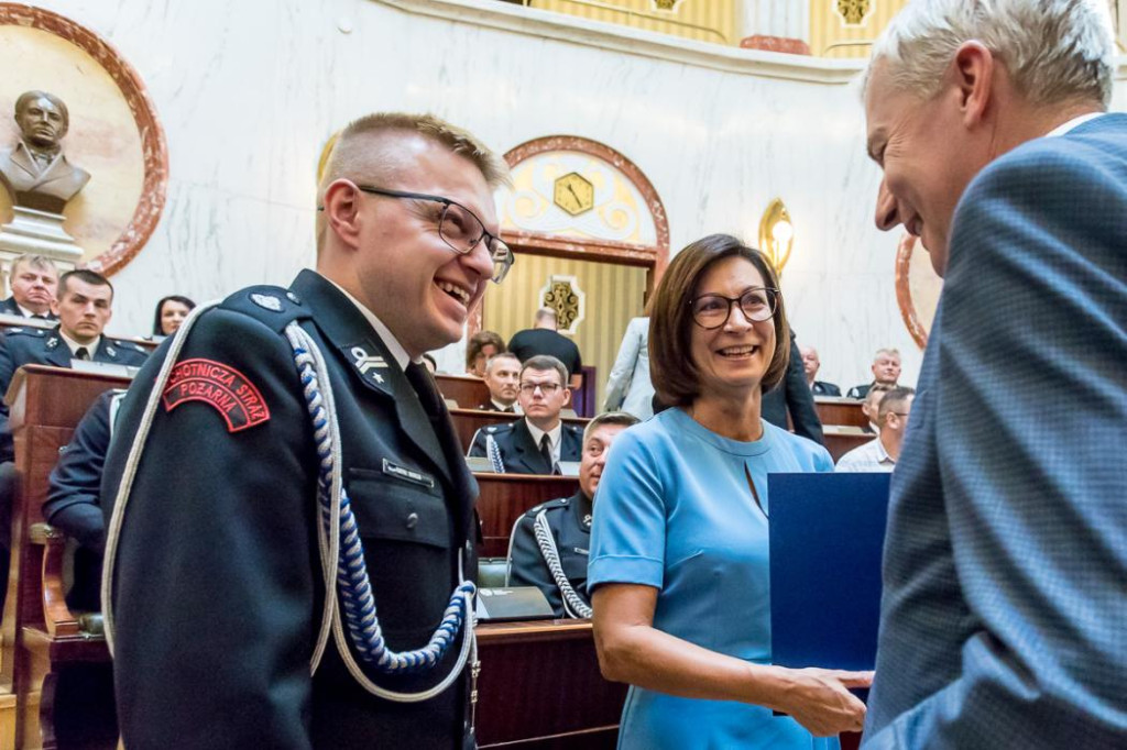 Powiat tarnogórski. Pieniądze na wozy dla druhów