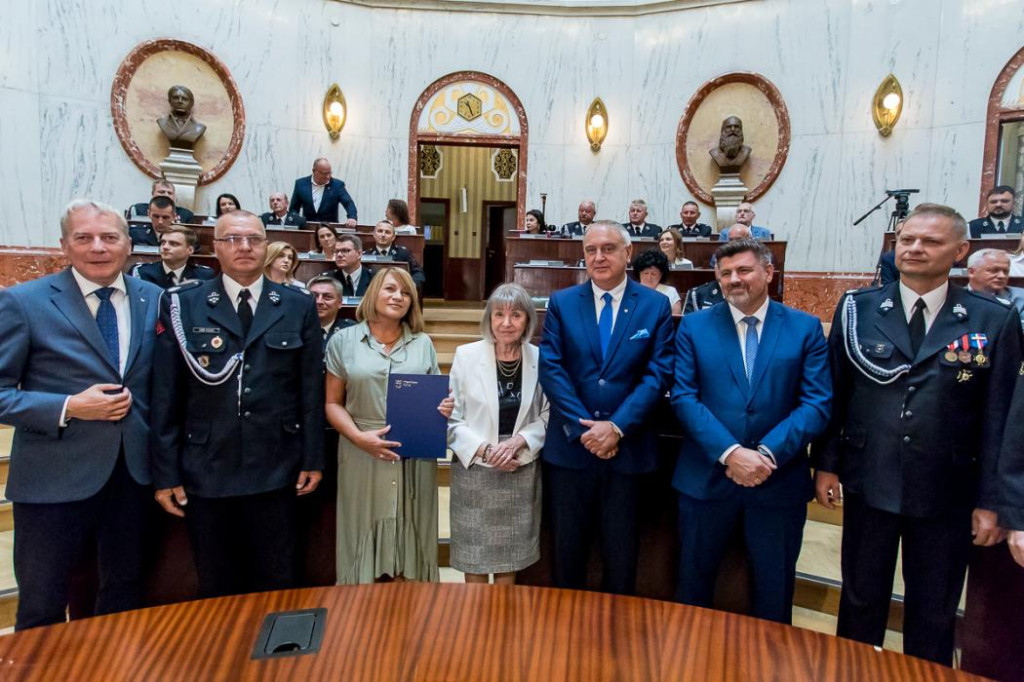 Powiat tarnogórski. Pieniądze na wozy dla druhów