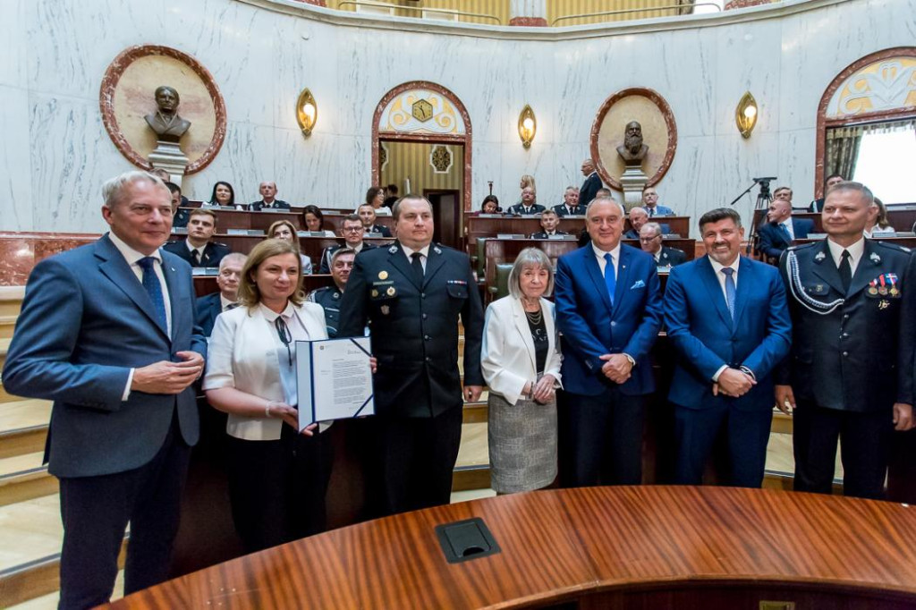 Powiat tarnogórski. Pieniądze na wozy dla druhów