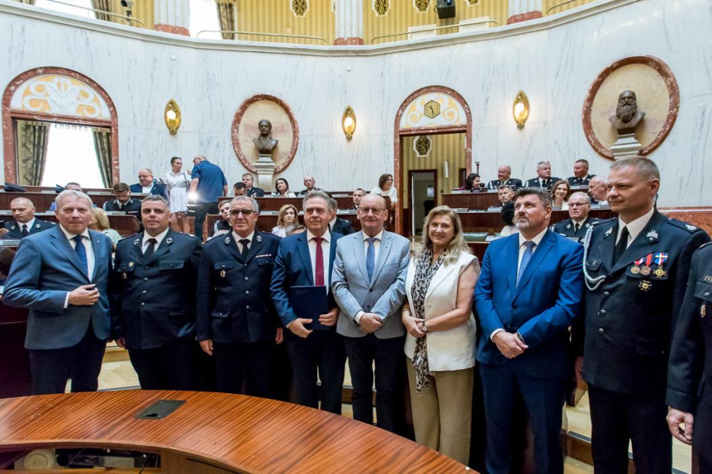 Powiat tarnogórski. Pieniądze na wozy dla druhów