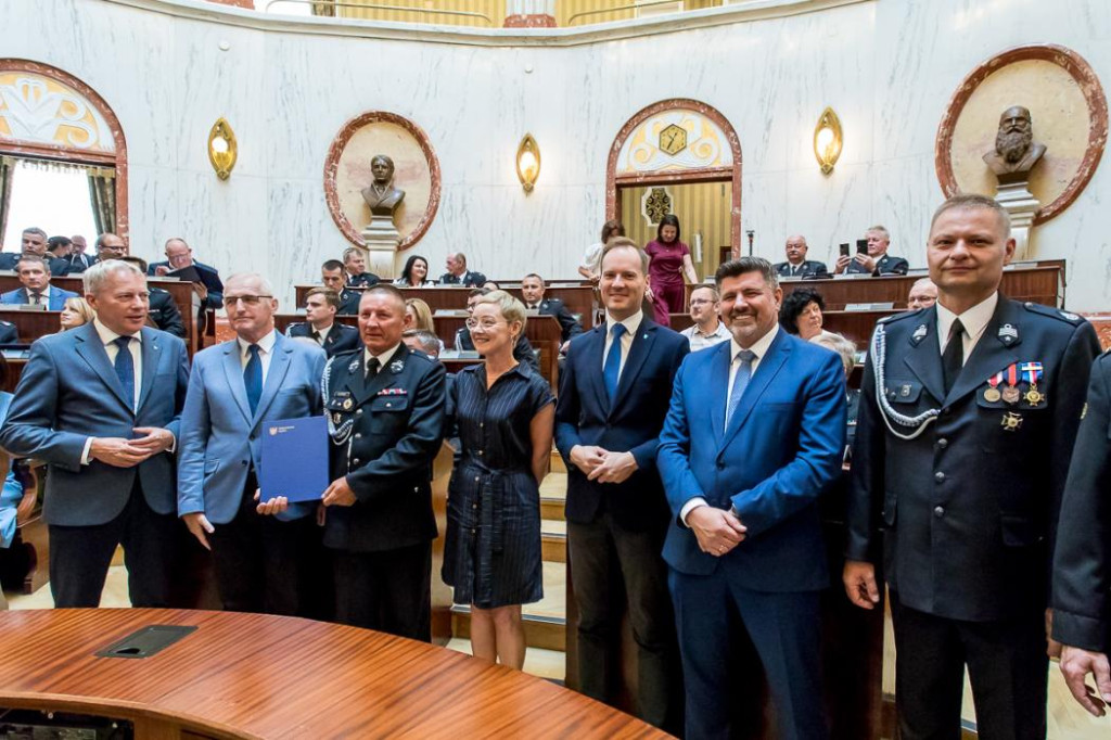 Powiat tarnogórski. Pieniądze na wozy dla druhów