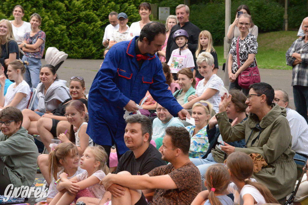 Teatralne Parkowanie na półmetku. Teatr jak cyrk