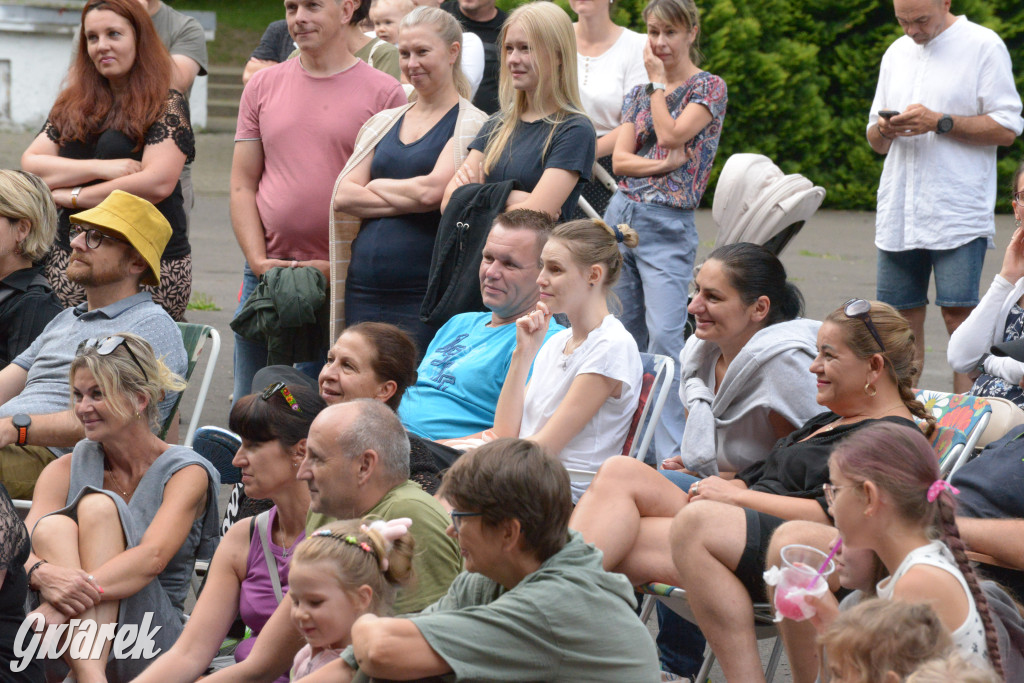 Teatralne Parkowanie na półmetku. Teatr jak cyrk