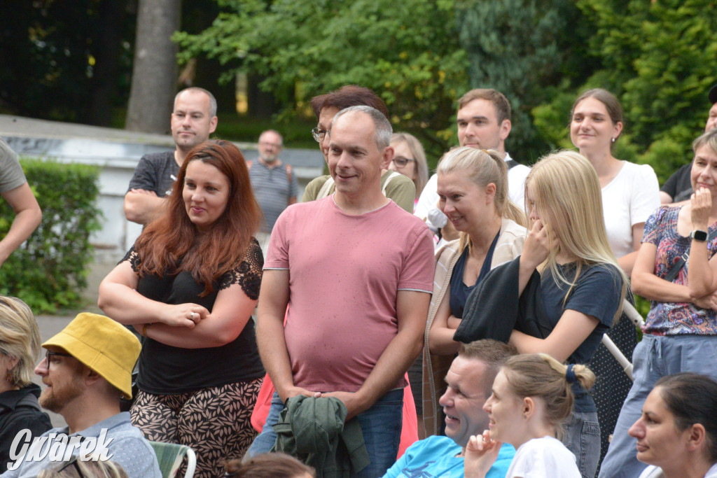 Teatralne Parkowanie na półmetku. Teatr jak cyrk
