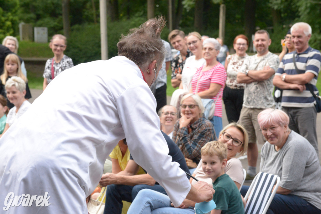Teatralne Parkowanie na półmetku. Teatr jak cyrk