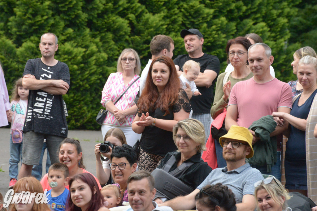 Teatralne Parkowanie na półmetku. Teatr jak cyrk