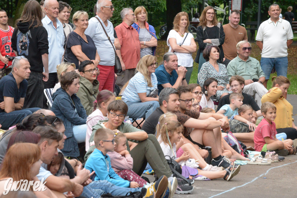Teatralne Parkowanie na półmetku. Teatr jak cyrk