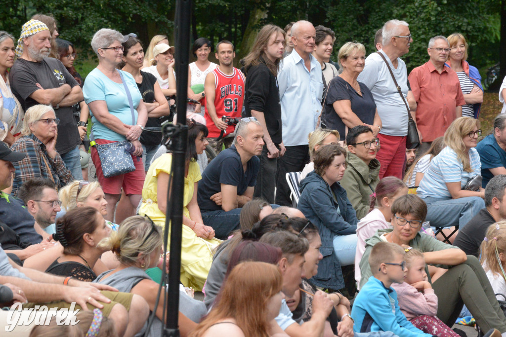 Teatralne Parkowanie na półmetku. Teatr jak cyrk