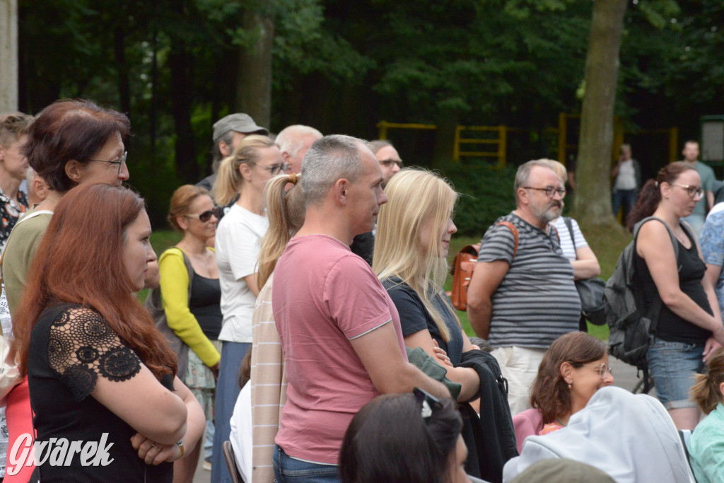 Teatralne Parkowanie na półmetku. Teatr jak cyrk