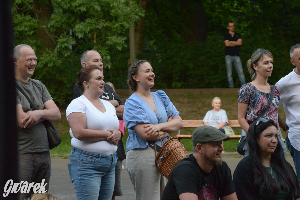 Teatralne Parkowanie na półmetku. Teatr jak cyrk