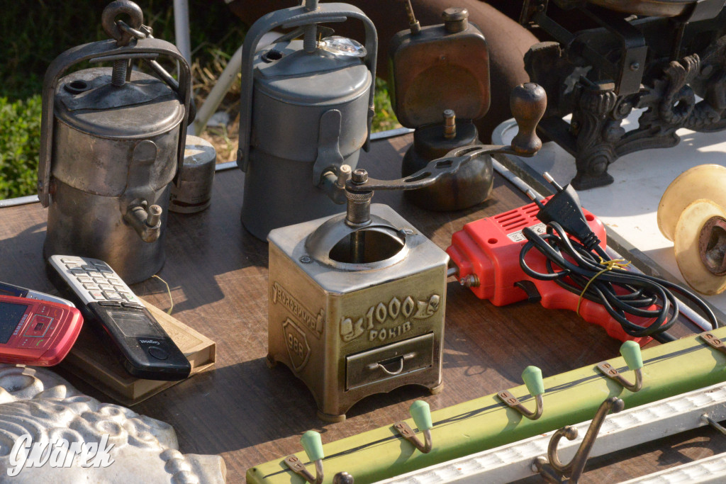 Tarnowskie Góry. Pchli targ ze zgrzytem