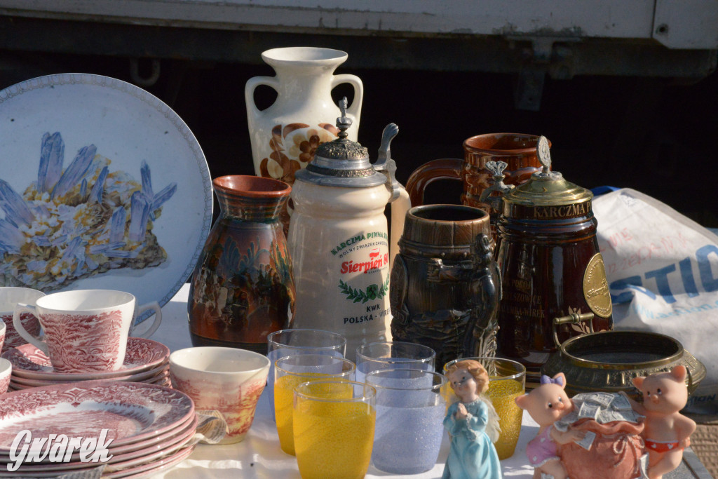 Tarnowskie Góry. Pchli targ ze zgrzytem