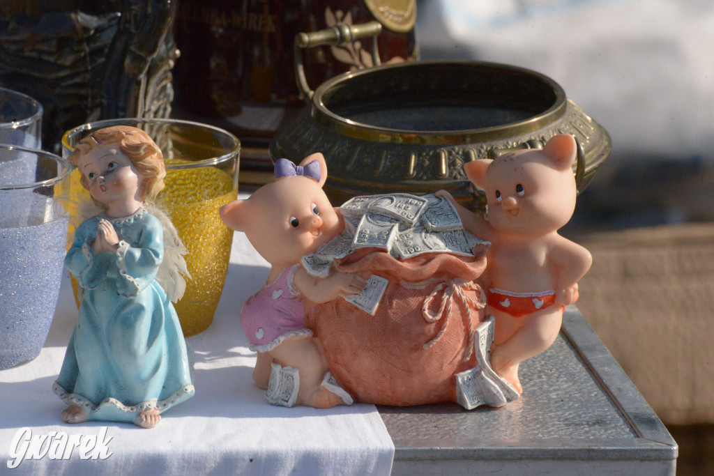 Tarnowskie Góry. Pchli targ ze zgrzytem