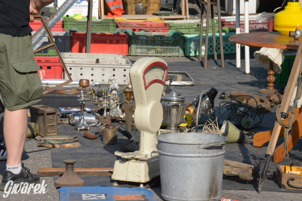 Tarnowskie Góry. Pchli targ ze zgrzytem