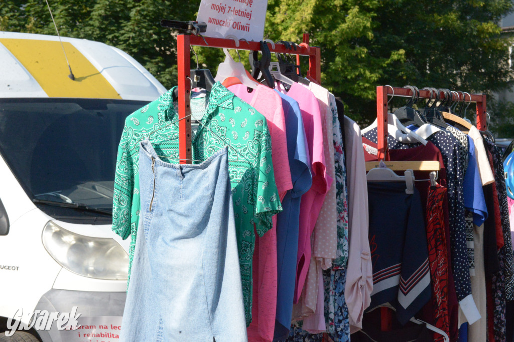 Tarnowskie Góry. Pchli targ ze zgrzytem