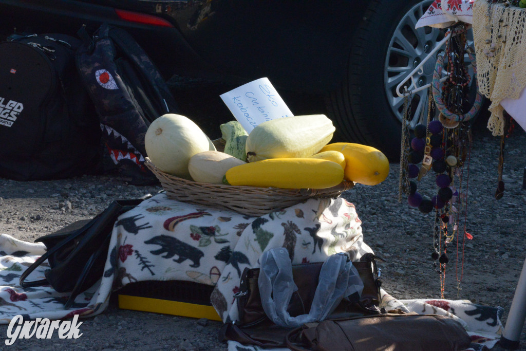 Tarnowskie Góry. Pchli targ ze zgrzytem