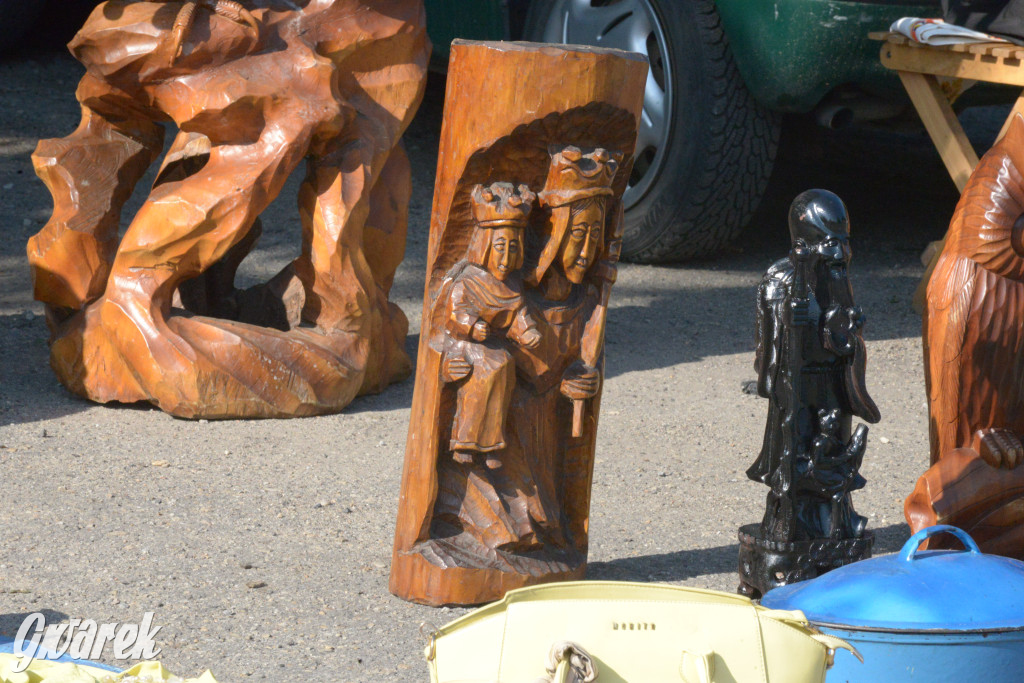 Tarnowskie Góry. Pchli targ ze zgrzytem