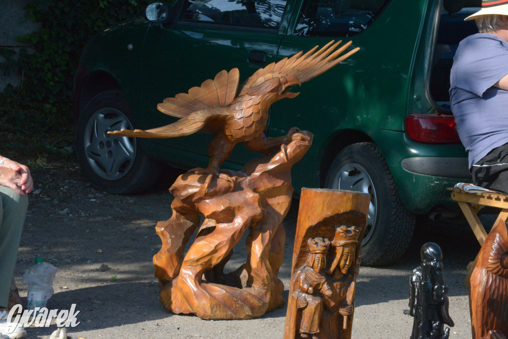 Tarnowskie Góry. Pchli targ ze zgrzytem