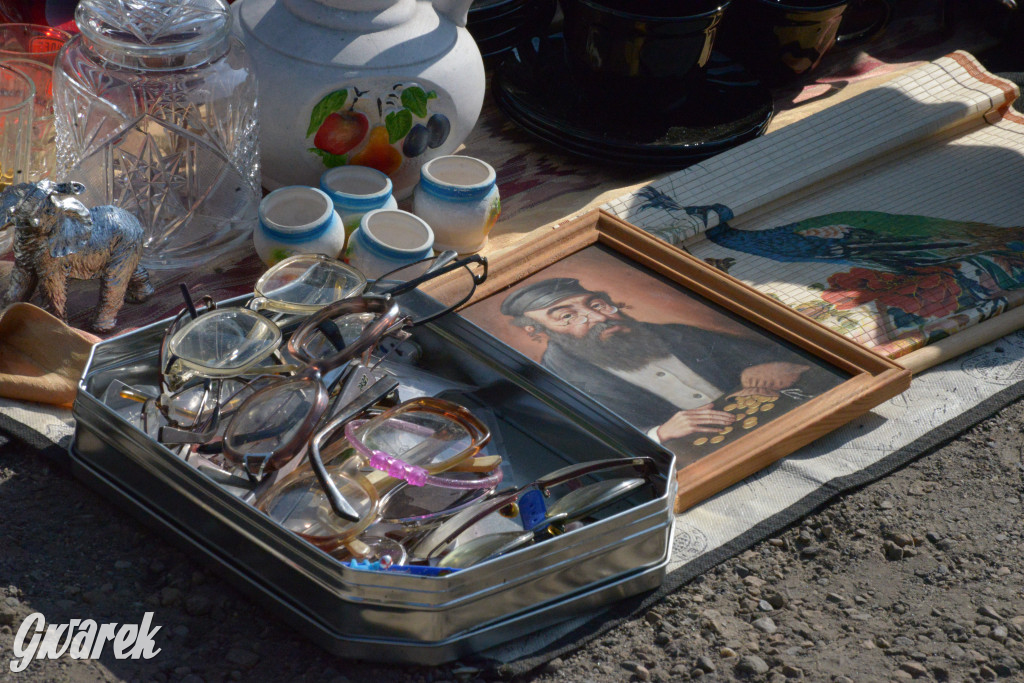 Tarnowskie Góry. Pchli targ ze zgrzytem