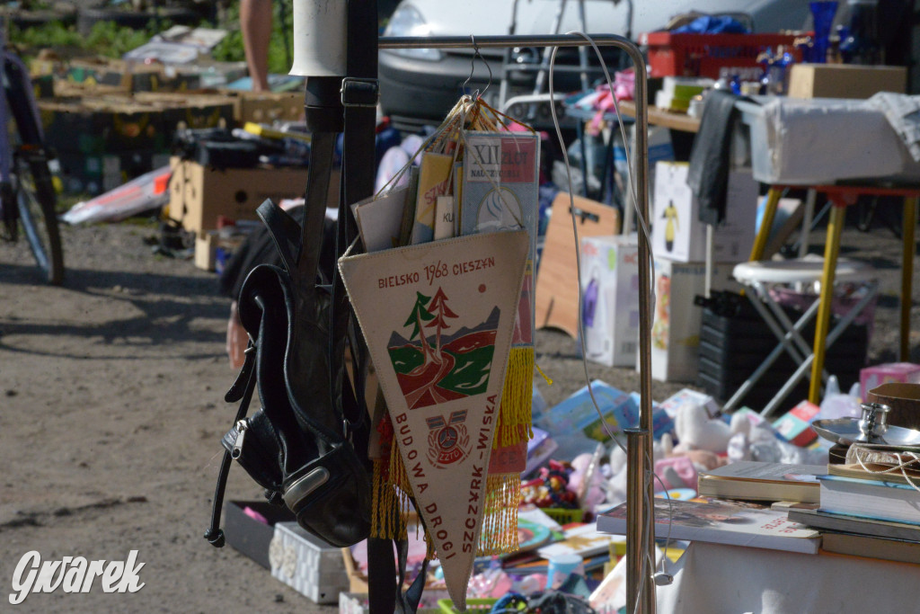 Tarnowskie Góry. Pchli targ ze zgrzytem