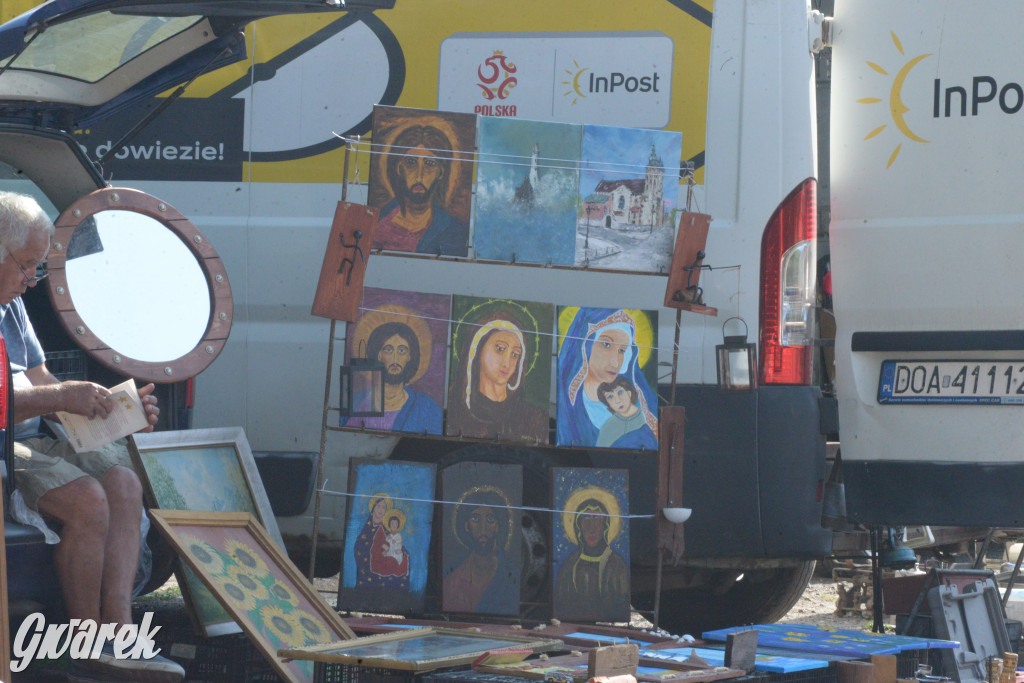 Tarnowskie Góry. Pchli targ ze zgrzytem