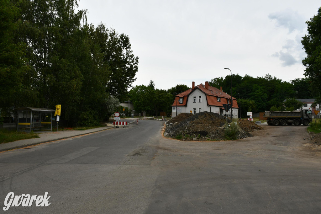 Grzybowa w przebudowie – postępy prac i utrudnienia