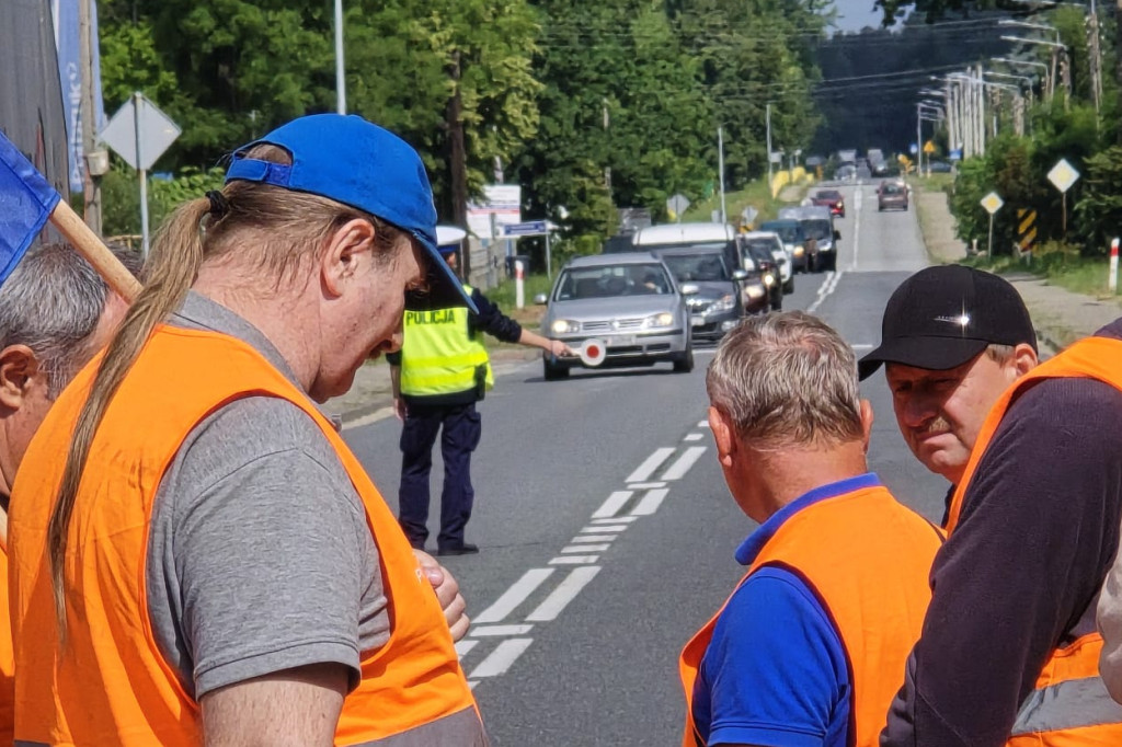Tarnowskie Góry. Tu nie przejedziecie. Trwa protest