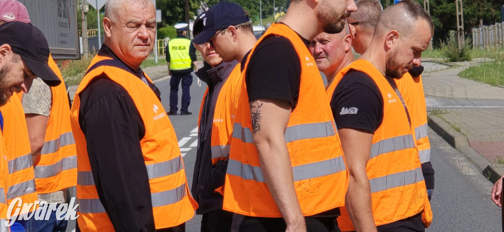 Tarnowskie Góry. Tu nie przejedziecie. Trwa protest