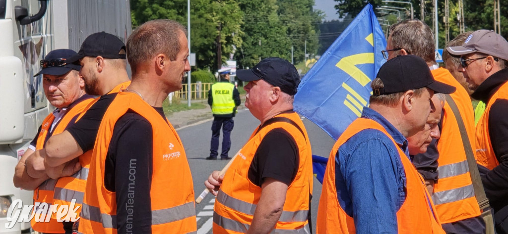 Tarnowskie Góry. Tu nie przejedziecie. Trwa protest